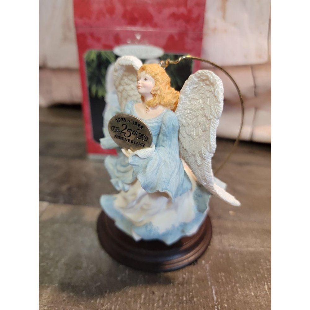 Hallmark 1998 joyful messenger ornament Xmas Decor angel